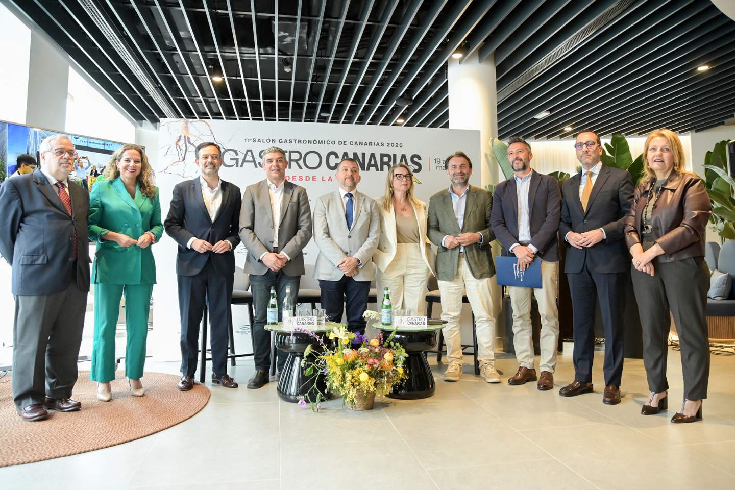 Foto de Familia del acto de presentaci&oacute;n de GastroCanarias 2026