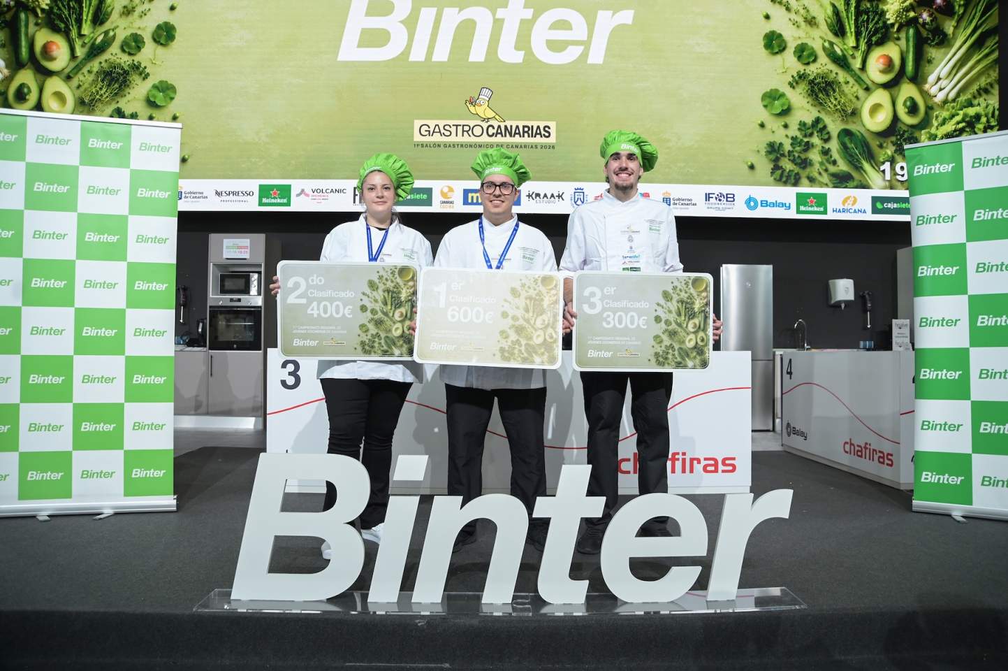 Adrián Núñez, ganador del Campeonato de Canarias de Jóvenes Cocineros y Cocineras Gran Premio Binter La Cocina en Verde